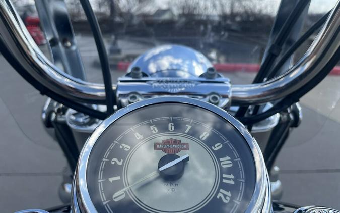 2010 Harley-Davidson® Heritage Softail® Classic 156 FIREFIGHTER BLACK 041370