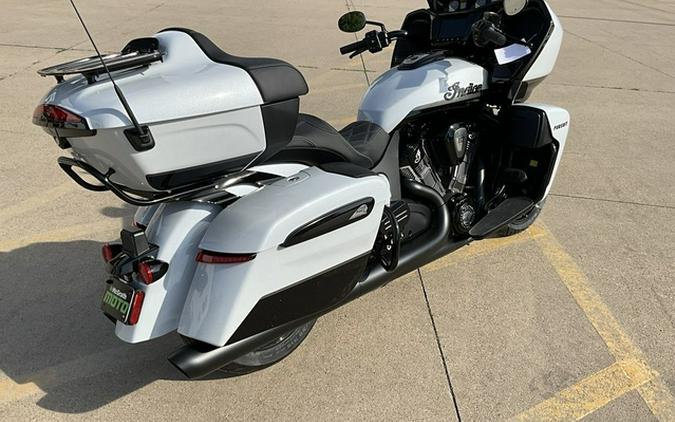 2026 Indian Pursuit Dark Horse 112 w/ PowerBand Audio Ghost White Metallic with Black
