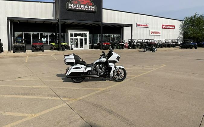 2026 Indian Pursuit Dark Horse 112 w/ PowerBand Audio Ghost White Metallic with Black