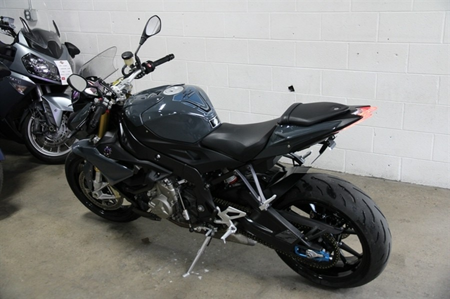 2018 BMW S 1000 R