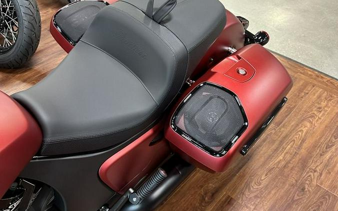 2024 Indian Motorcycle® Challenger® Dark Horse® w/PowerBand Audio Pkg Sunset Red Smoke