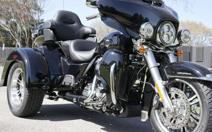 2024 Harley-Davidson® FLHTCUTG - Tri Glide® Ultra