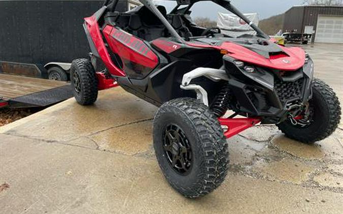 2024 Can-Am Maverick R X