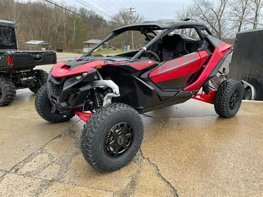 2024 Can-Am Maverick R X