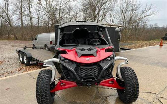 2024 Can-Am Maverick R X