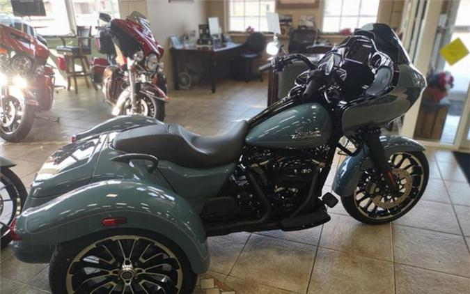 2024 Harley-Davidson® FLTRT - Road Glide® 3