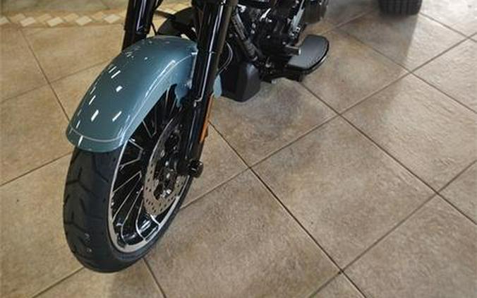 2024 Harley-Davidson® FLTRT - Road Glide® 3