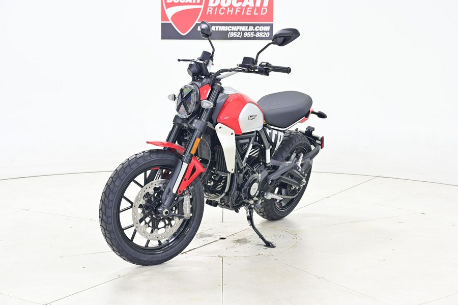 2025 Ducati Scrambler Icon
