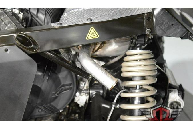 2026 Can-Am Defender MAX Limited HD11 Desert Tan & Carbon Black