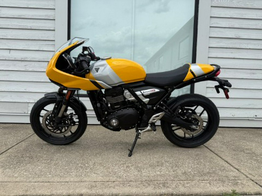 2026 Triumph Thruxton 400