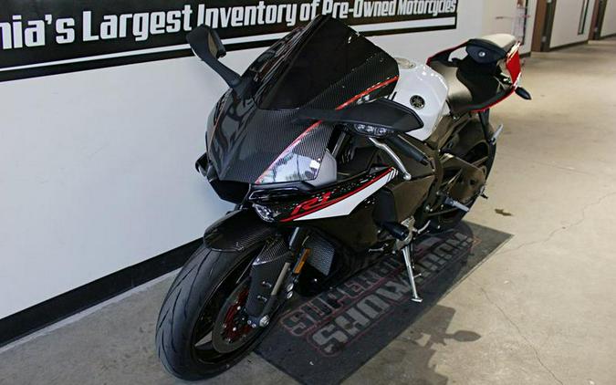 2016 Yamaha YZF-R1S