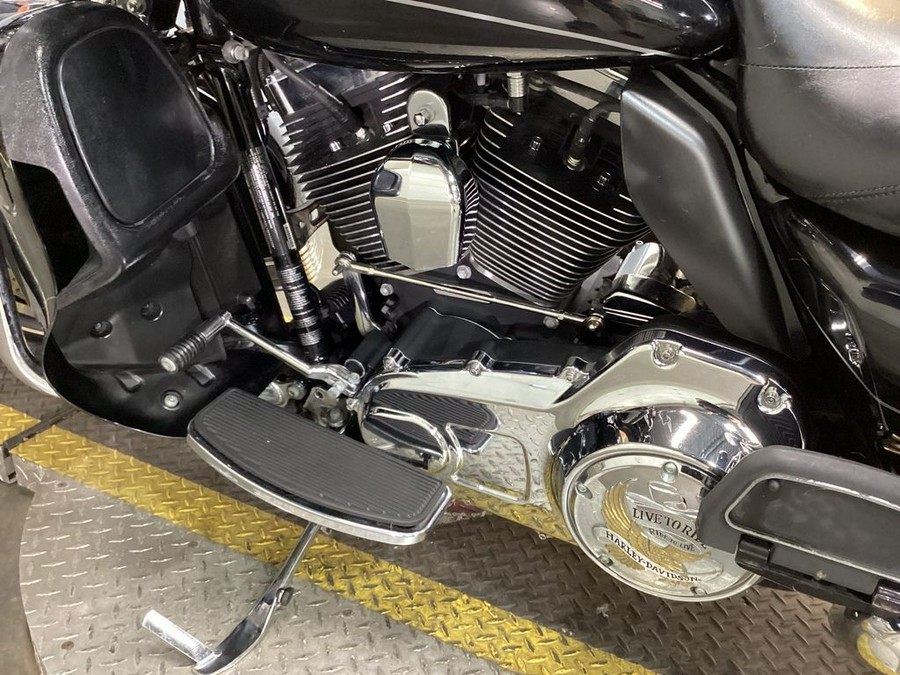 2014 Harley-Davidson® FLHTK - Electra Glide® Ultra Limited