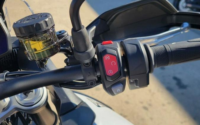 2026 Triumph Tiger 900 Alpine Edition