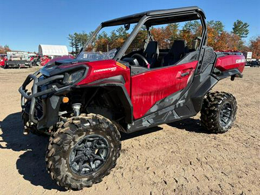 2025 Can-Am Commander XT 700
