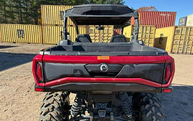 2025 Can-Am Commander XT 700