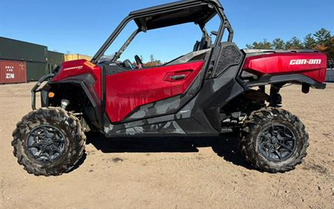 2025 Can-Am Commander XT 700