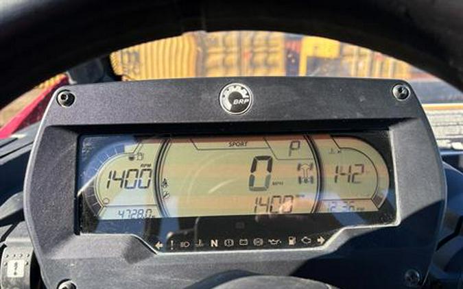 2025 Can-Am Commander XT 700