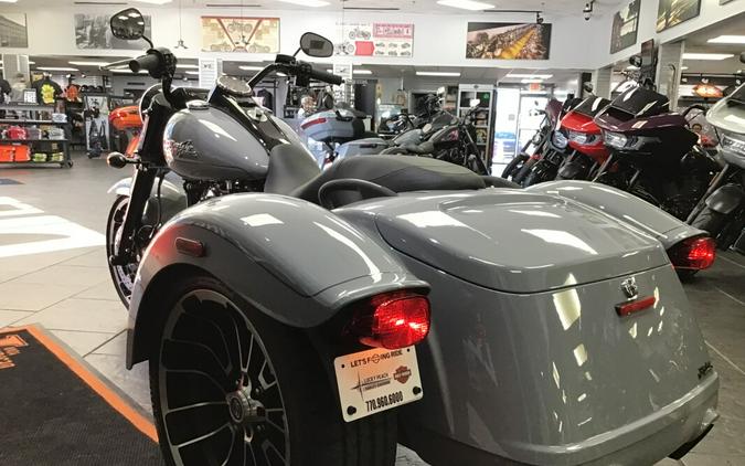 2024 Harley-Davidson® Freewheeler® Billiard Gray