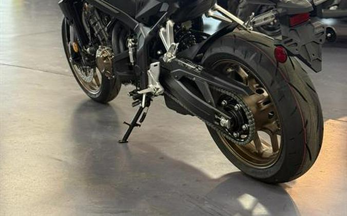 2026 Honda CB650R E-Clutch
