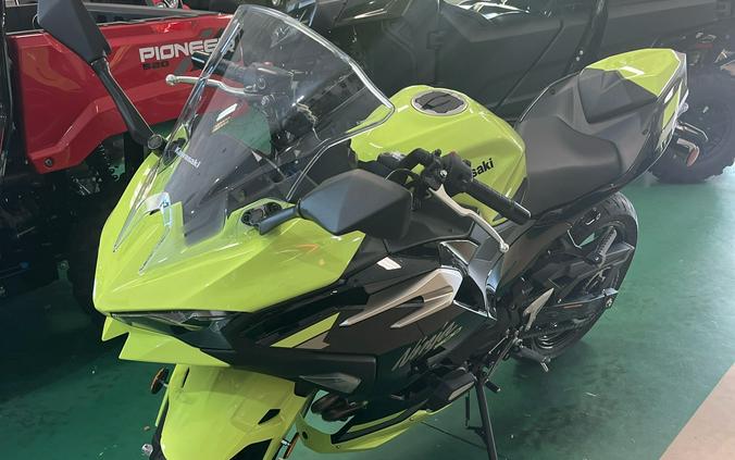 2026 Kawasaki Ninja® 500 SE ABS