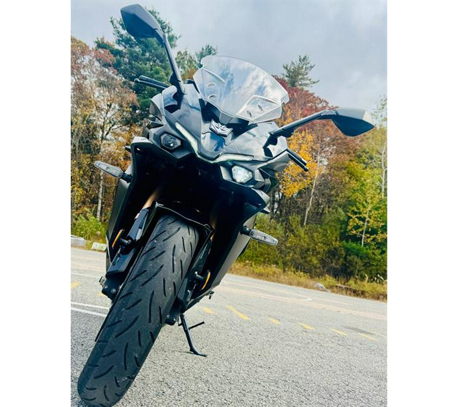 2022 Suzuki GSX-S1000GT+