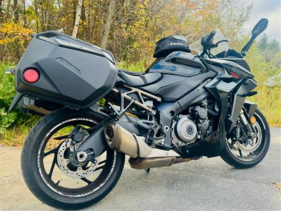 2022 Suzuki GSX-S1000GT+