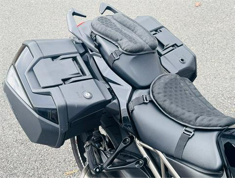 2022 Suzuki GSX-S1000GT+