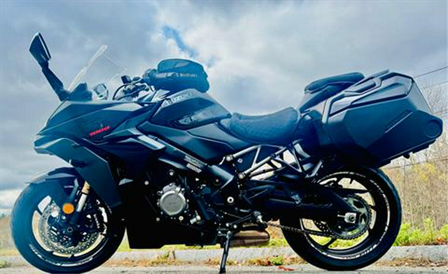 2022 Suzuki GSX-S1000GT+
