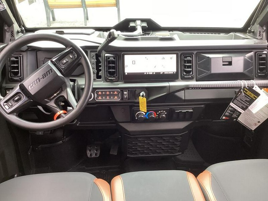 2026 Can-Am® Defender MAX LONE STAR CAB HD11