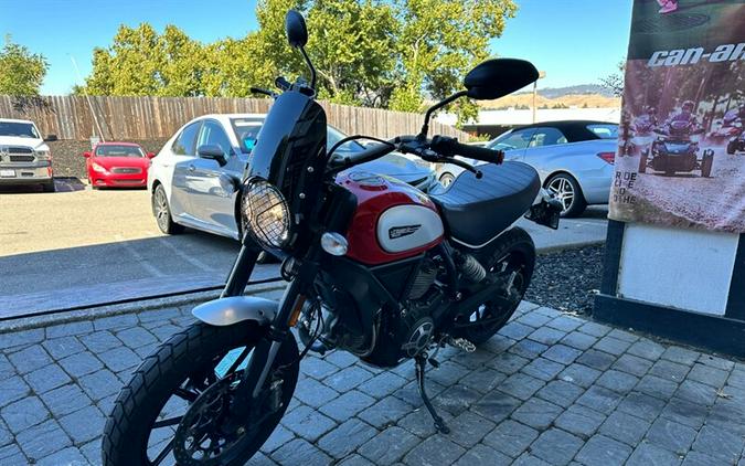 2018 DUCATI SCRAMBLER ICON (RED)