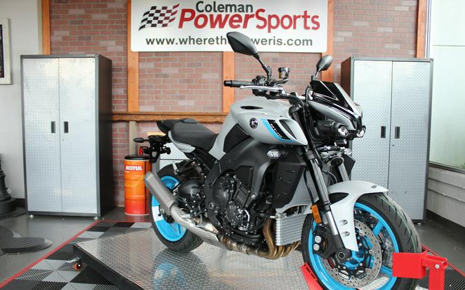 2025 Yamaha MT 10