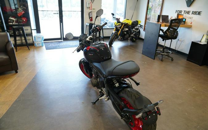 2026 Triumph Trident 660 Triple Tribute