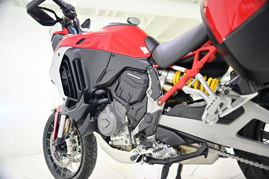 2023 Ducati Multistrada V4 S Travel & Radar Spoked Wheels