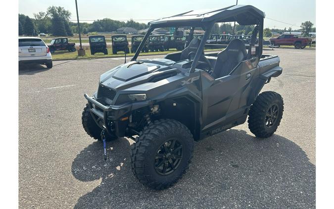 2026 Polaris GENERAL XP 1000 ULTIMATE