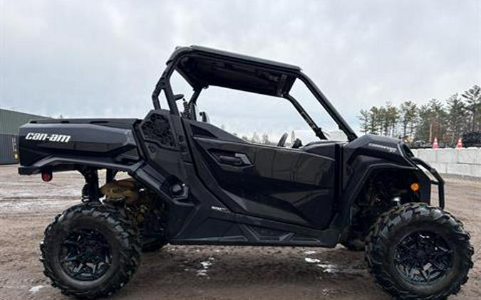 2025 Can-Am Commander XT 700