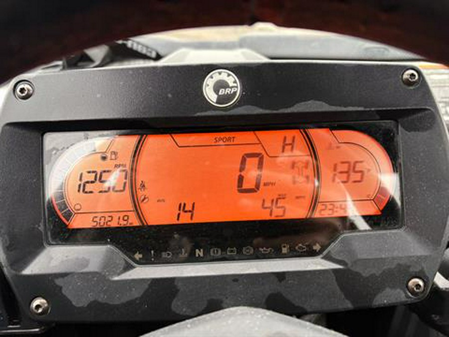 2025 Can-Am Commander XT 700