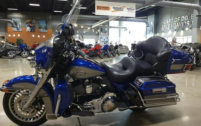 2009 Harley-Davidson® FLHTCU - Ultra Classic® Electra Glide®