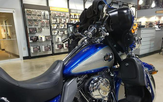2009 Harley-Davidson® FLHTCU - Ultra Classic® Electra Glide®