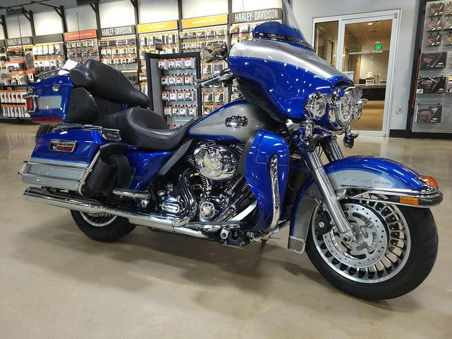 2009 Harley-Davidson® FLHTCU - Ultra Classic® Electra Glide®