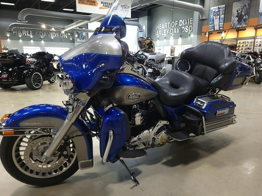 2009 Harley-Davidson® FLHTCU - Ultra Classic® Electra Glide®