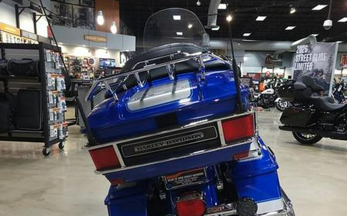 2009 Harley-Davidson® FLHTCU - Ultra Classic® Electra Glide®