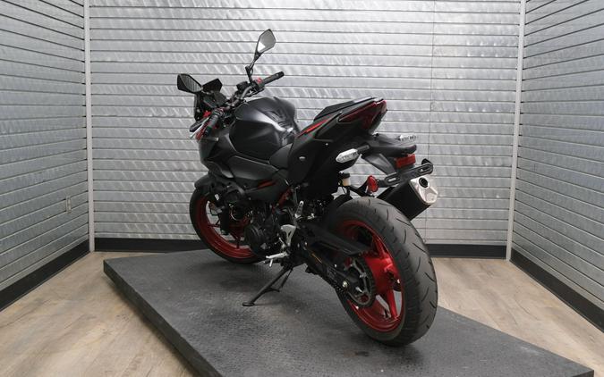 2025 KAWASAKI Z500 SE ABS