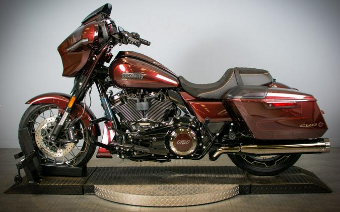 2024 Harley-Davidson CVO Street Glide