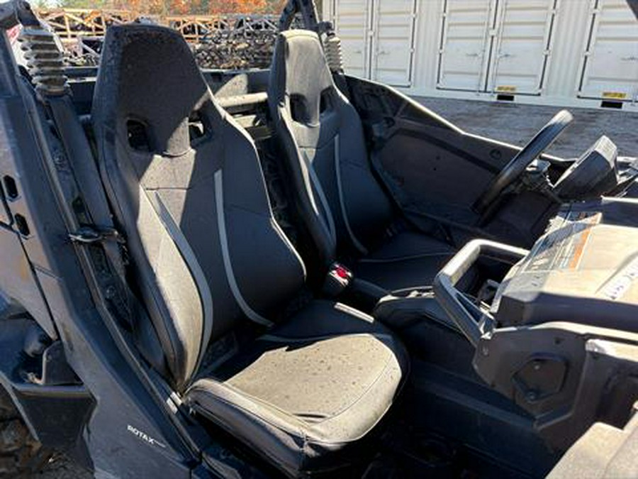 2025 Can-Am Commander XT 700