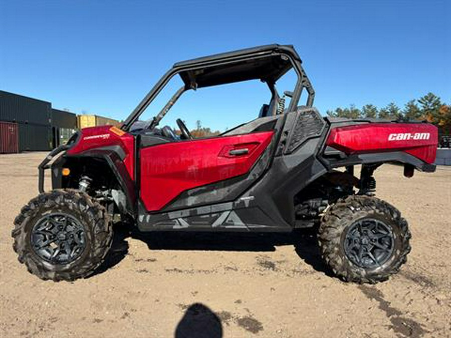 2025 Can-Am Commander XT 700