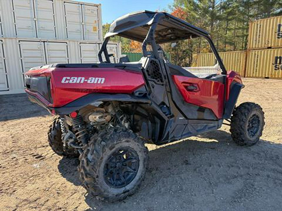 2025 Can-Am Commander XT 700