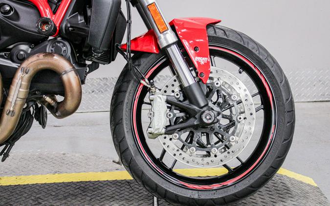 2015 Ducati Monster 821