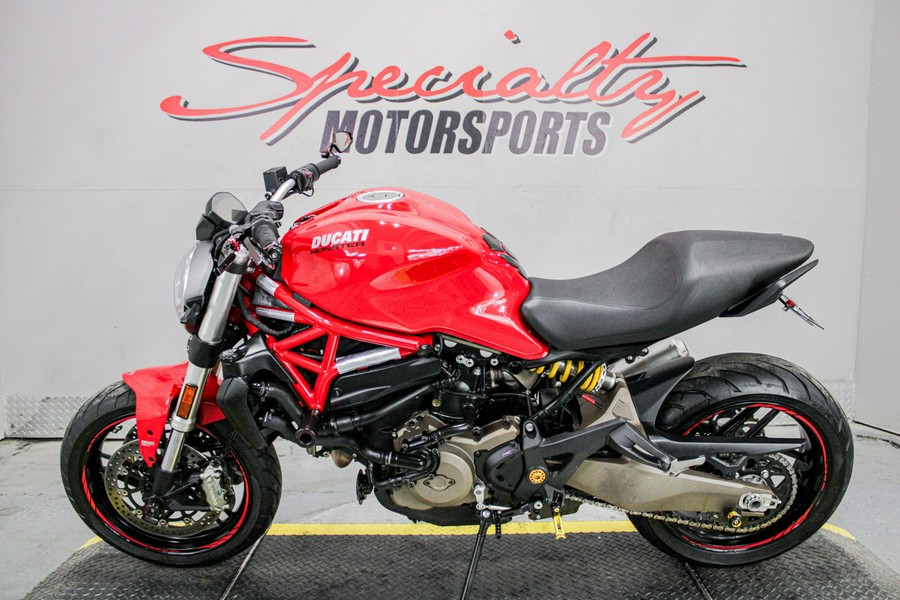 2015 Ducati Monster 821