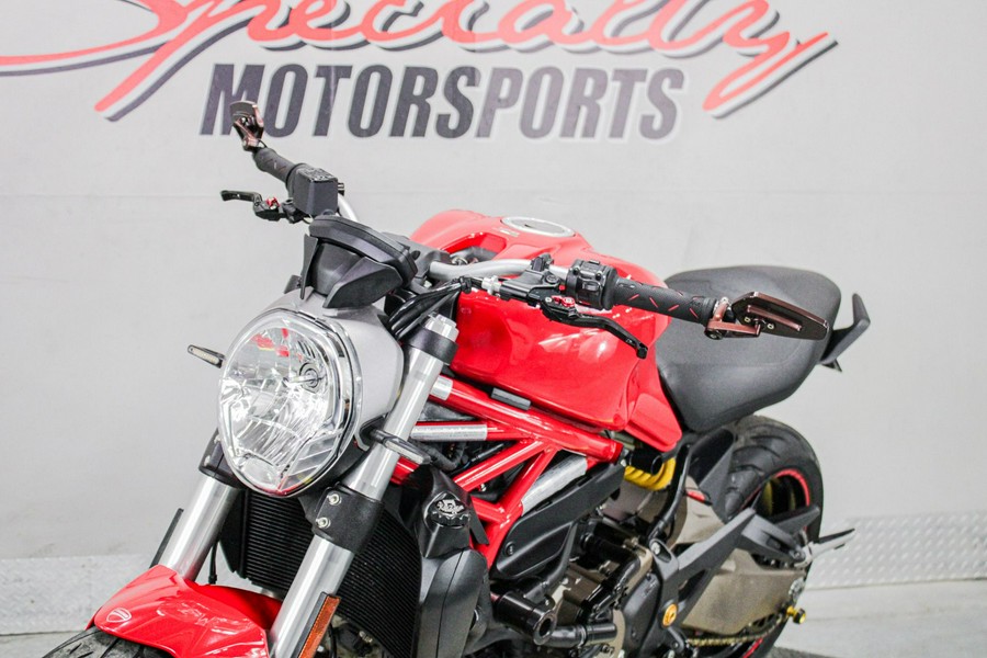 2015 Ducati Monster 821