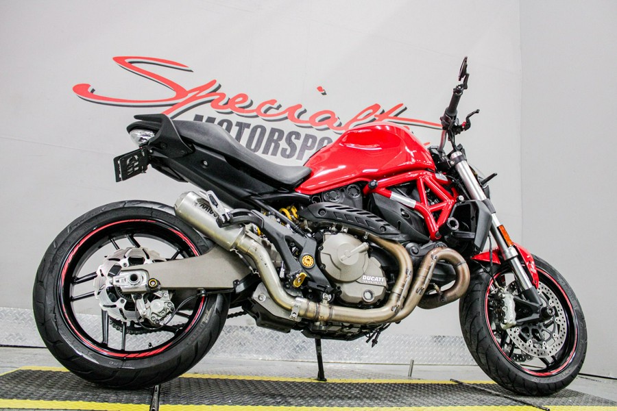 2015 Ducati Monster 821